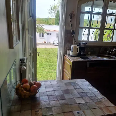 펜션 La Maison Blanche Romilly-sur-Andelle