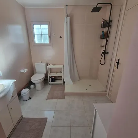 펜션 La Maison Blanche Romilly-sur-Andelle